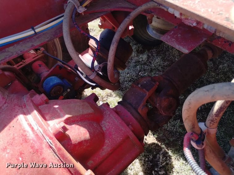 image for item DQ6066 2004 Freightliner  Columbia  semi truck