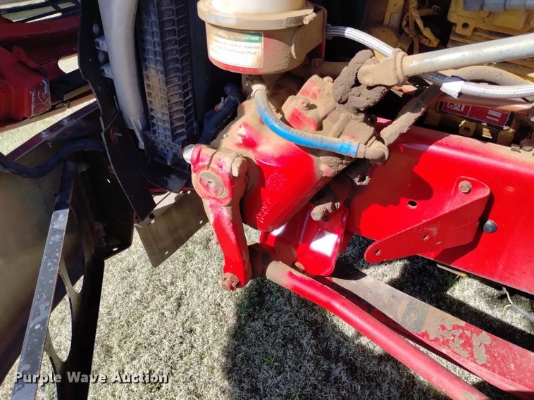 image for item DQ6066 2004 Freightliner  Columbia  semi truck