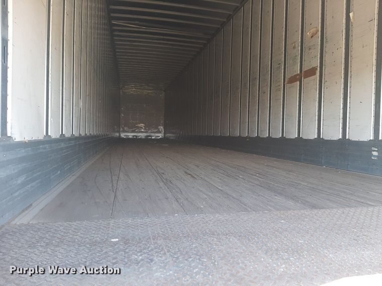 image for item DQ6989 2018 Utility Trailer  VS2DX dry van trailer