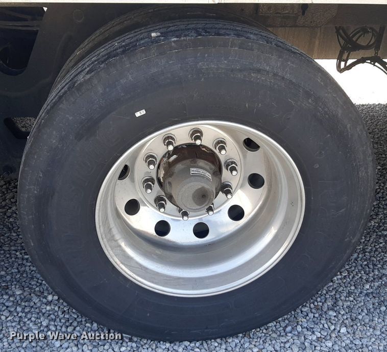 image for item DQ6990 2013 Great Dane SB230 refrigerated van trailer