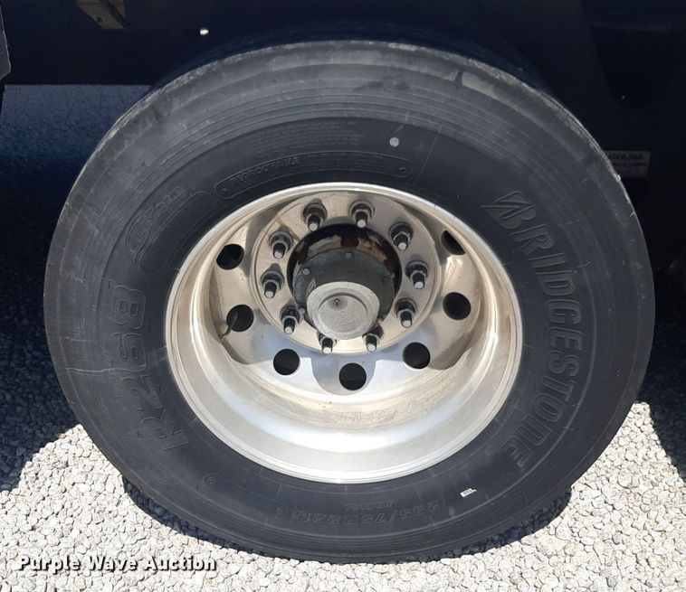 image for item DQ6990 2013 Great Dane SB230 refrigerated van trailer