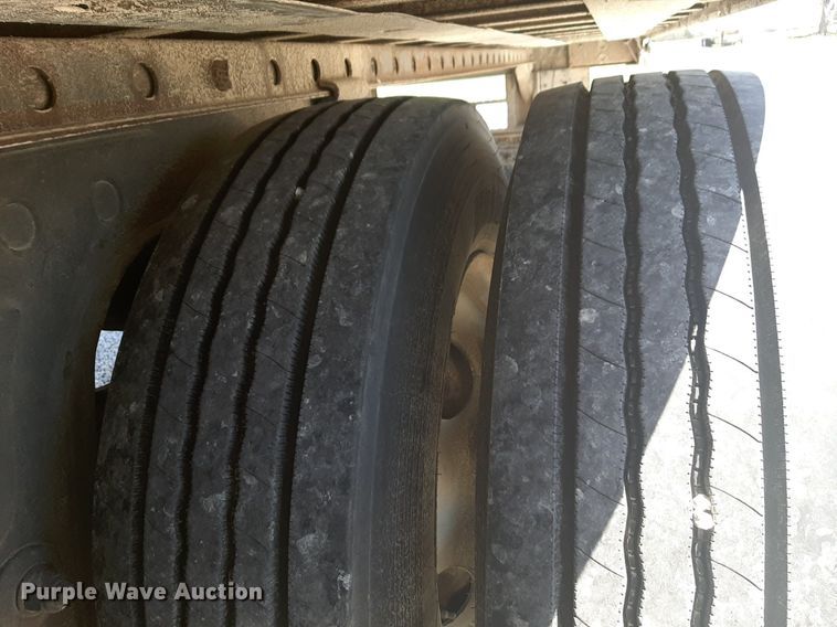 image for item DQ6990 2013 Great Dane SB230 refrigerated van trailer