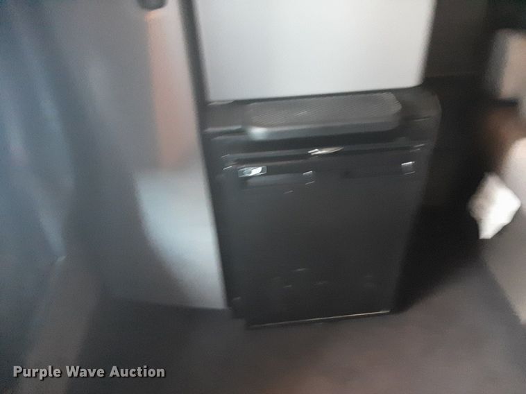 image for item DQ6991 2018 Kenworth W900 semi truck