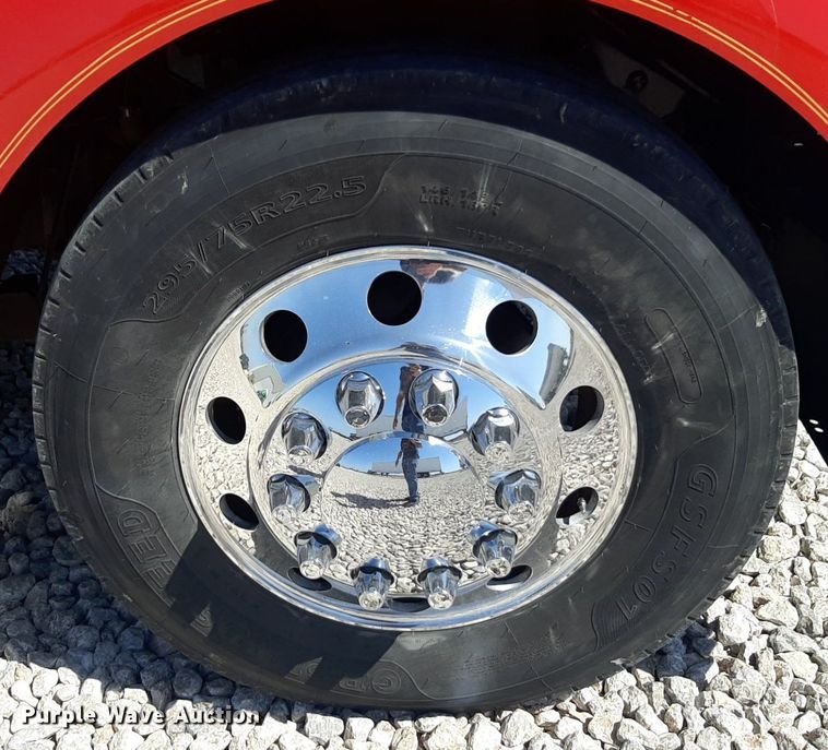 image for item DQ6991 2018 Kenworth W900 semi truck