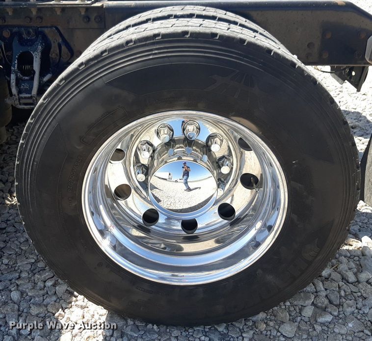 image for item DQ6991 2018 Kenworth W900 semi truck