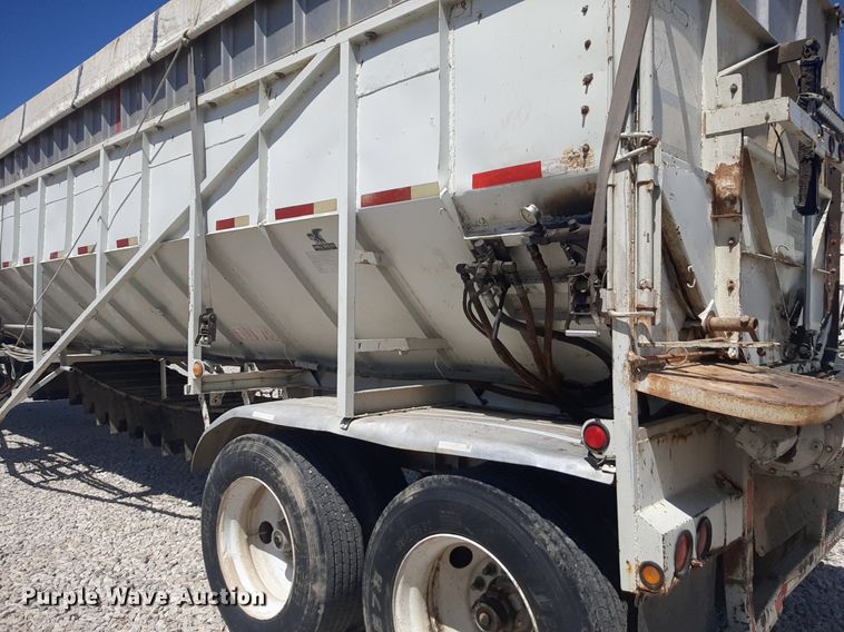 image for item DQ6994 2000 Trinity  live bottom trailer