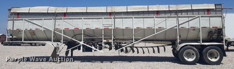 image for item DQ6994 2000 Trinity  live bottom trailer