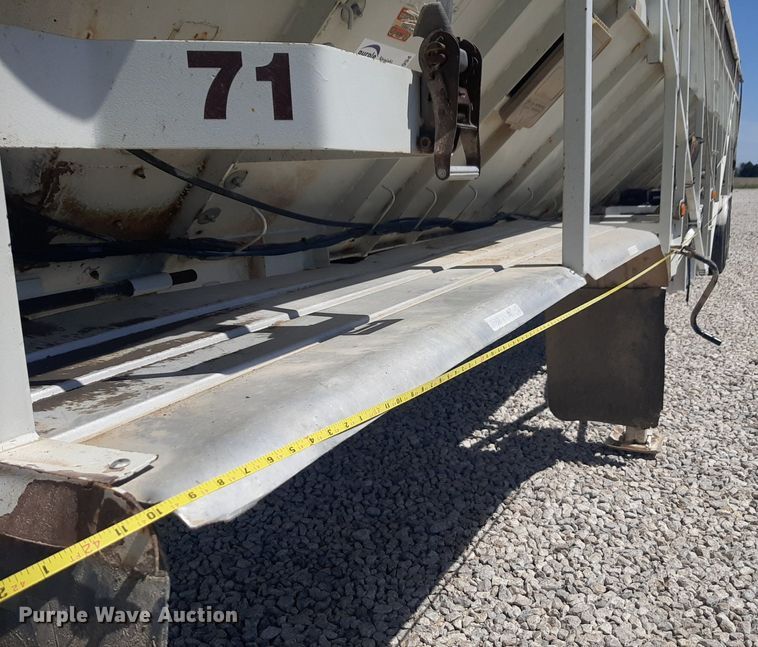 image for item DQ6994 2000 Trinity  live bottom trailer