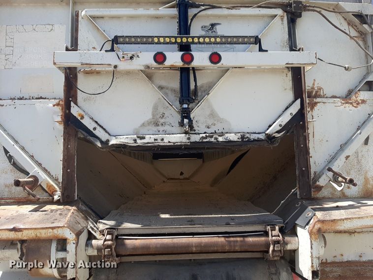 image for item DQ6994 2000 Trinity  live bottom trailer