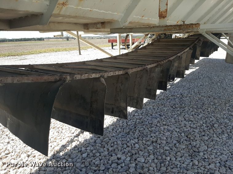 image for item DQ6994 2000 Trinity  live bottom trailer