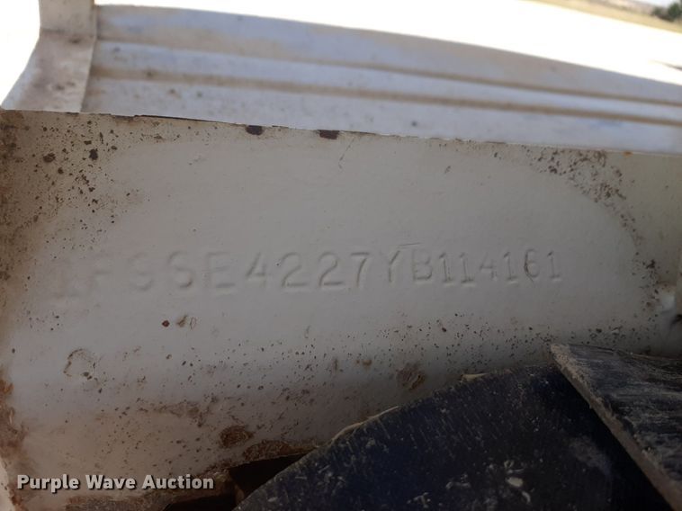 image for item DQ6994 2000 Trinity  live bottom trailer