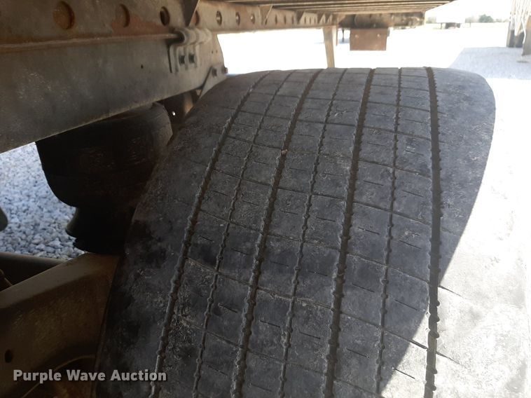 image for item DQ6995 2018 Utility Trailer VS2DX dry van trailer