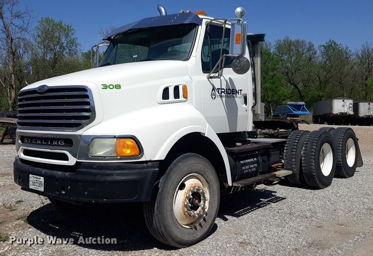 image for item DQ7013 2001 Sterling  A-Line semi truck