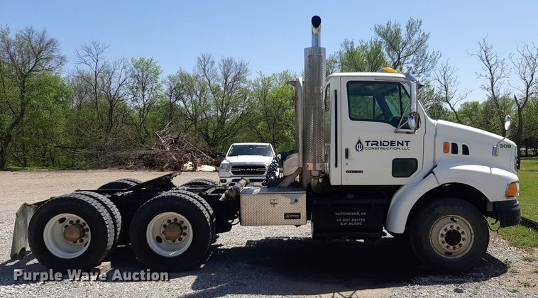image for item DQ7013 2001 Sterling  A-Line semi truck