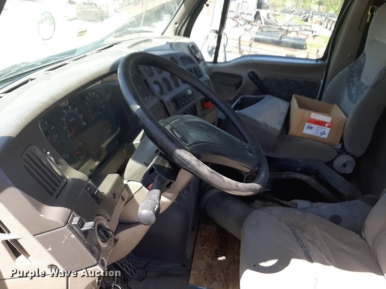 image for item DQ7013 2001 Sterling  A-Line semi truck