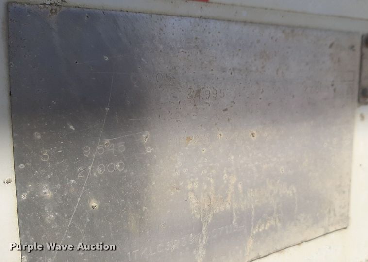 image for item DQ7031 2006 Trail King live bottom trailer