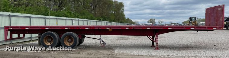 image for item DS5501 1997 Clark  flatbed trailer