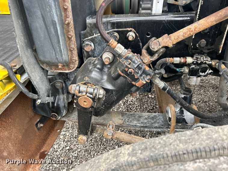 image for item EG1410 2001 Freightliner  FLD semi truck