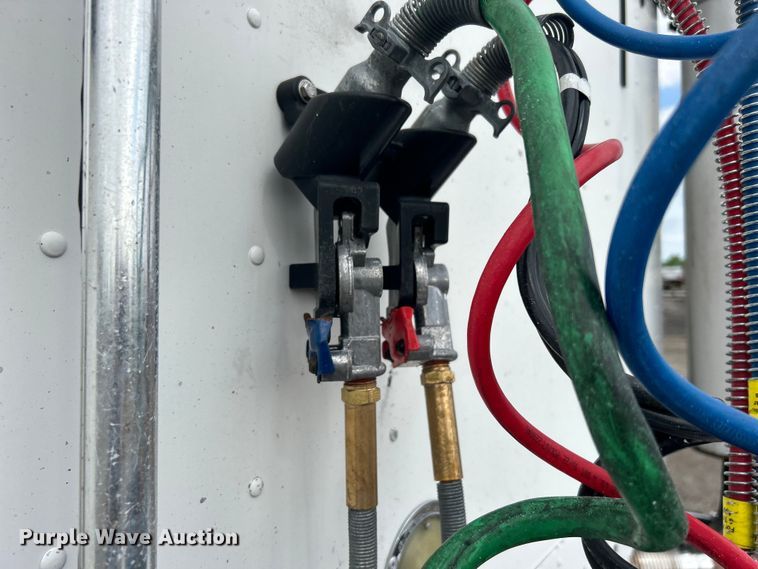 image for item EG1445 2002 Freightliner  Century Class semi truck