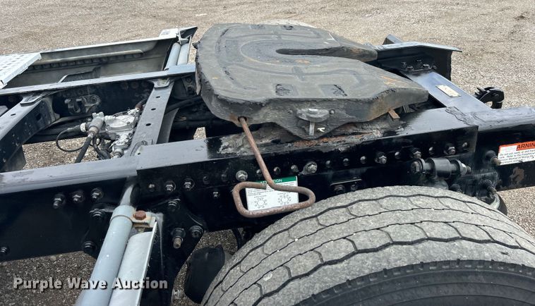 image for item EG1445 2002 Freightliner  Century Class semi truck