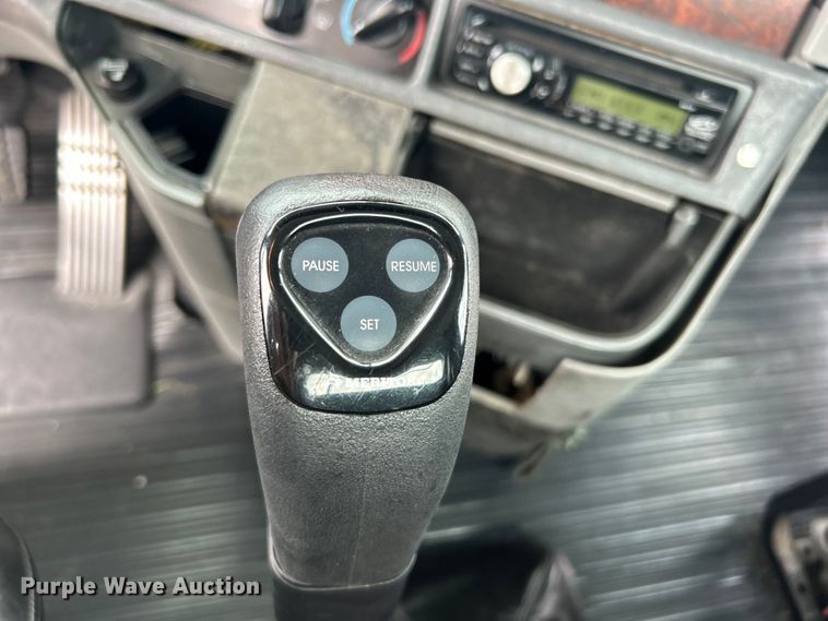 image for item EG1445 2002 Freightliner  Century Class semi truck