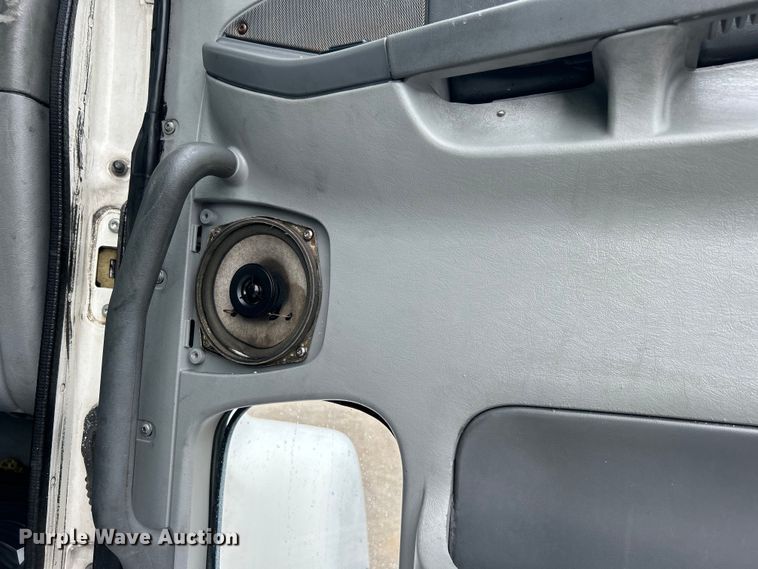 image for item EG1445 2002 Freightliner  Century Class semi truck