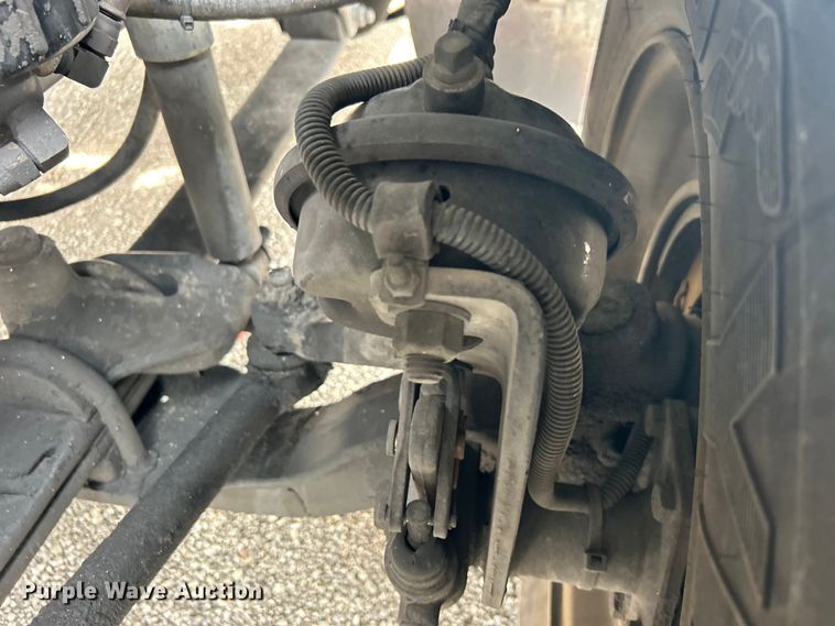 image for item EG1445 2002 Freightliner  Century Class semi truck