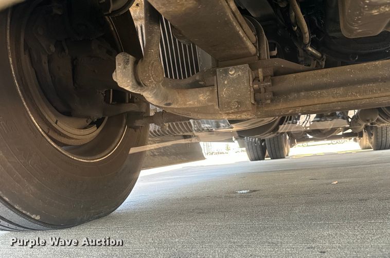 image for item EH3860 2020 Volvo VNL semi truck