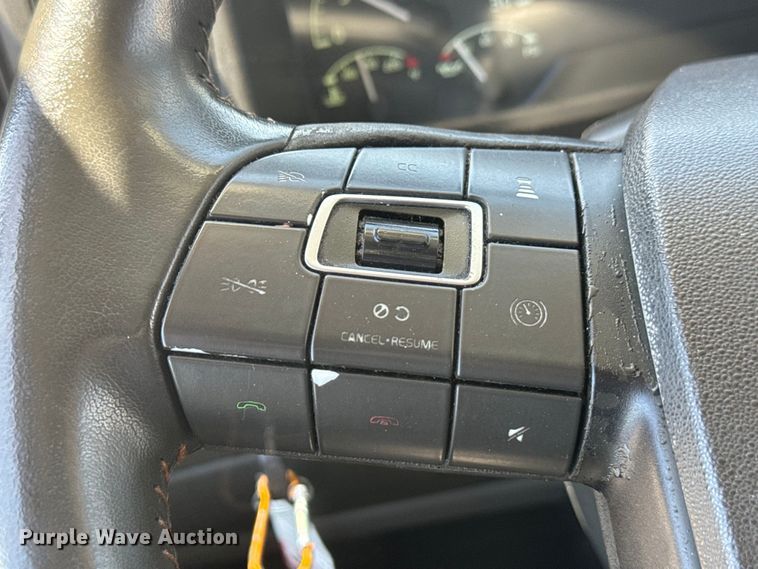 image for item EH3860 2020 Volvo VNL semi truck