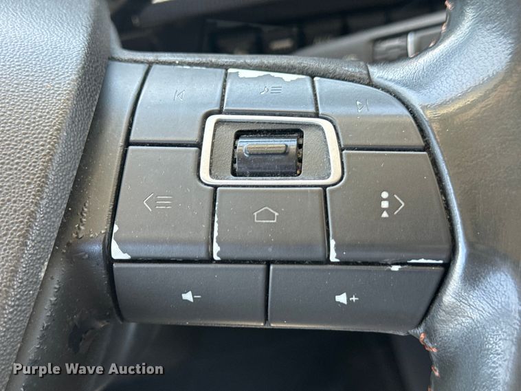 image for item EH3860 2020 Volvo VNL semi truck