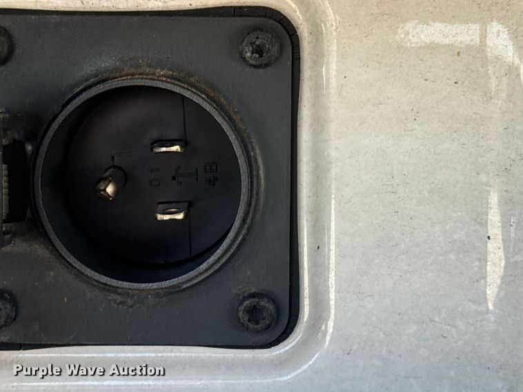 image for item EH3861 2021 Volvo VNL semi truck