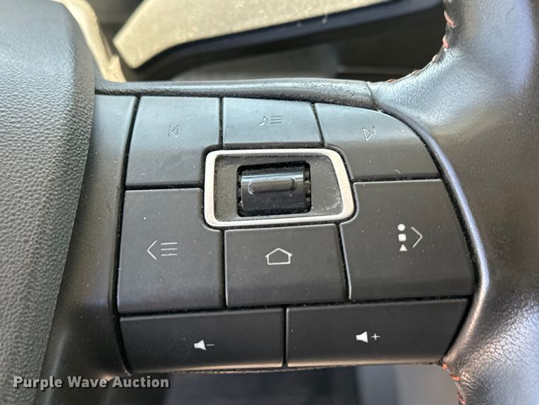 image for item EH3861 2021 Volvo VNL semi truck