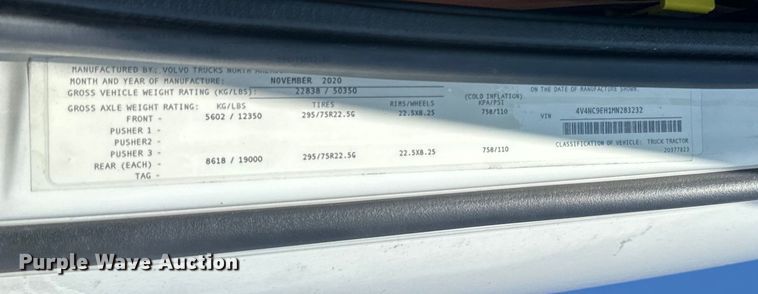 image for item EH3861 2021 Volvo VNL semi truck