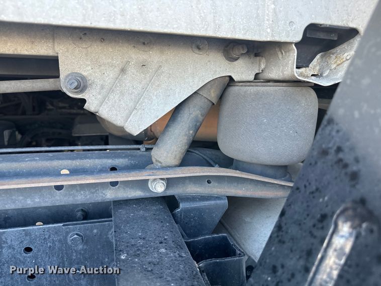 image for item EH3862 2021 Volvo VNL semi truck