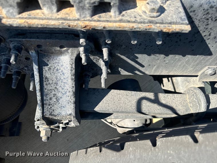 image for item EH3862 2021 Volvo VNL semi truck