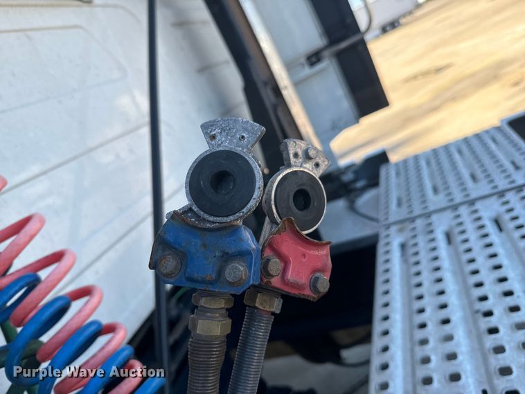 image for item EH3862 2021 Volvo VNL semi truck