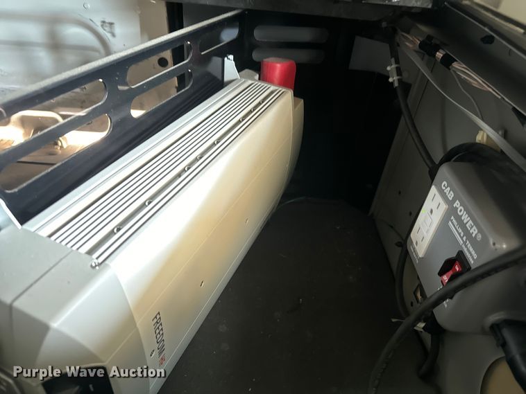 image for item EH3862 2021 Volvo VNL semi truck