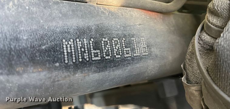 image for item EH3862 2021 Volvo VNL semi truck