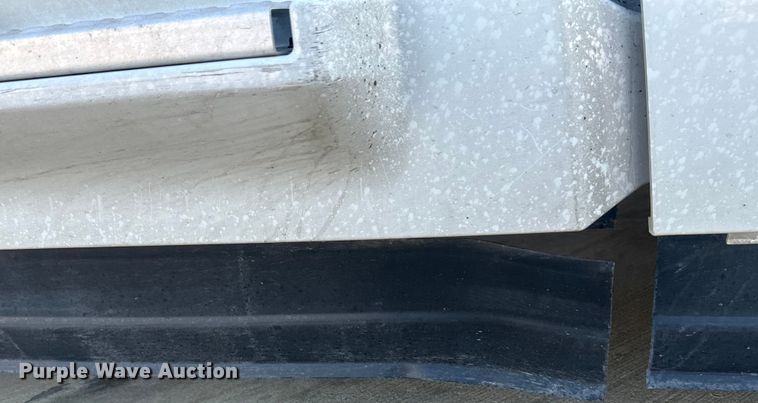 image for item EH3863 2021 Volvo VNL semi truck