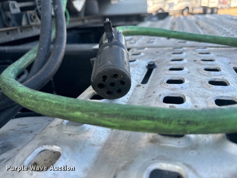 image for item EH3863 2021 Volvo VNL semi truck