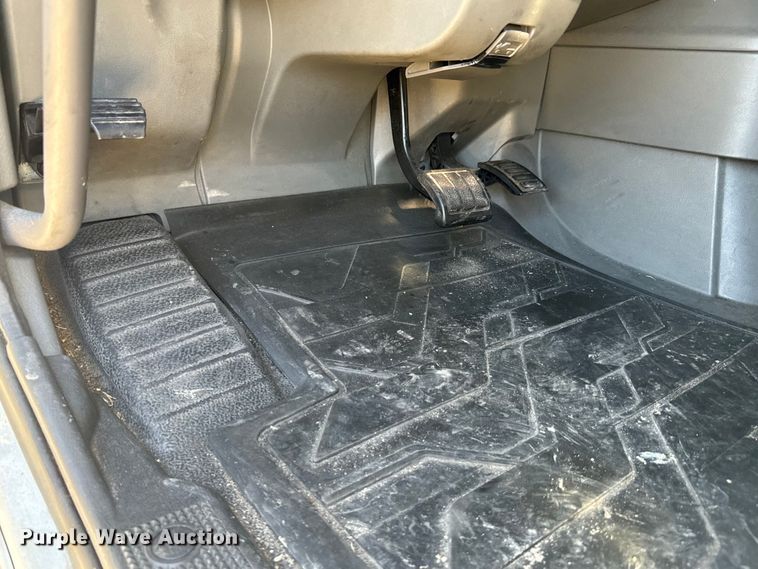 image for item EH3863 2021 Volvo VNL semi truck