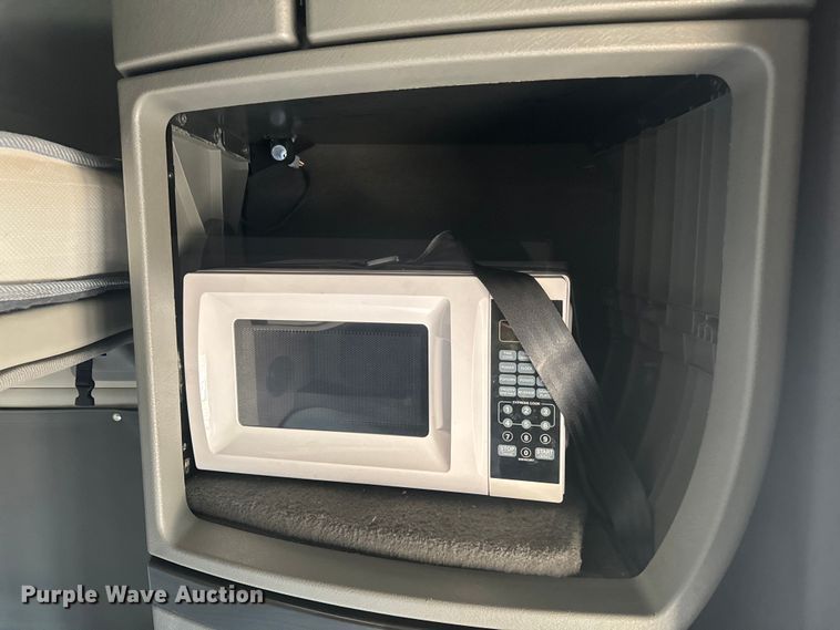 image for item EH3863 2021 Volvo VNL semi truck