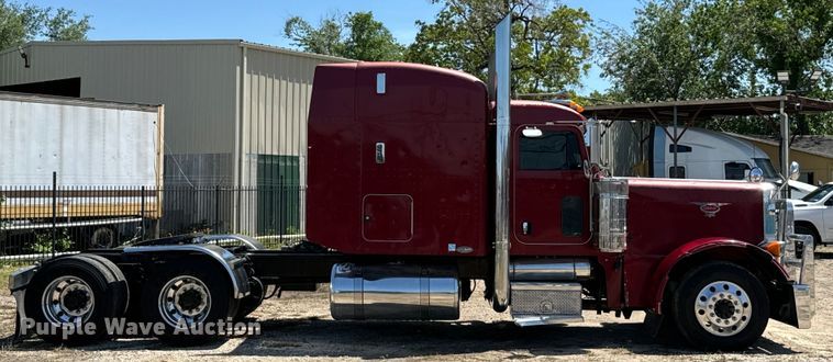 image for item EH3864 2005 Peterbilt  379 semi truck
