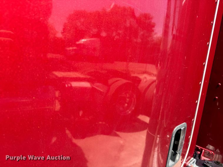 image for item EH3864 2005 Peterbilt  379 semi truck