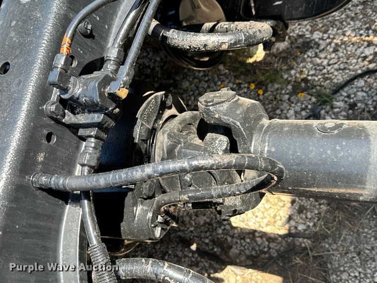 image for item EH3864 2005 Peterbilt  379 semi truck