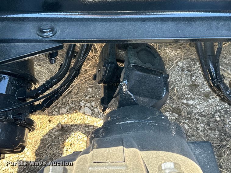 image for item EH3866 2015 Peterbilt  579 semi truck