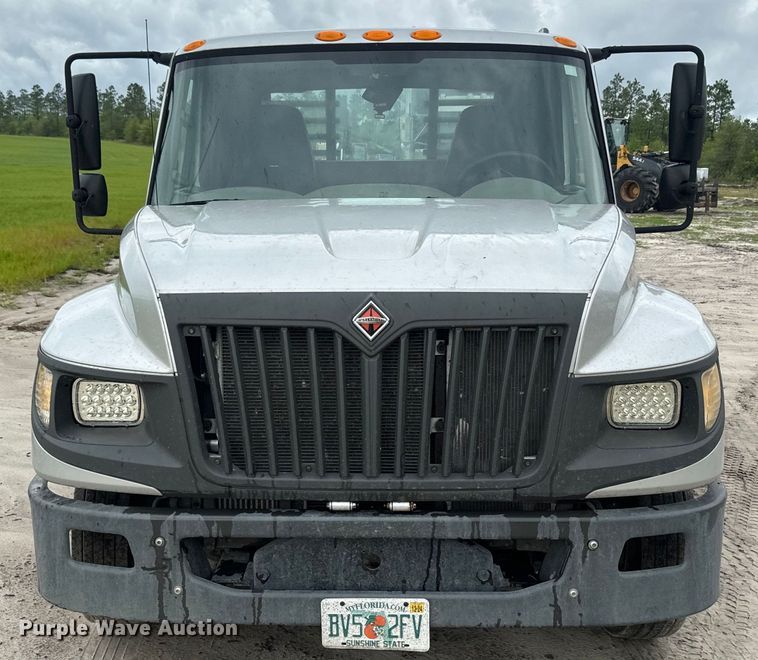 image for item EH5404 2015 International  Terrastar  flatbed truck