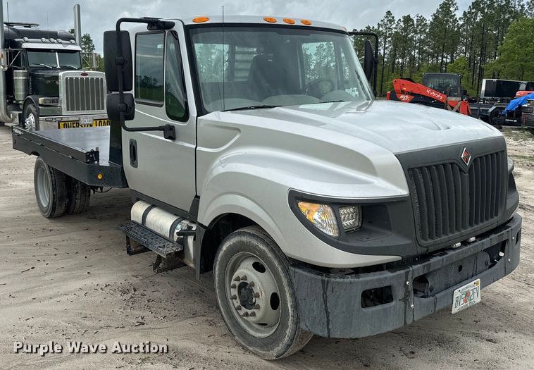 image for item EH5404 2015 International  Terrastar  flatbed truck