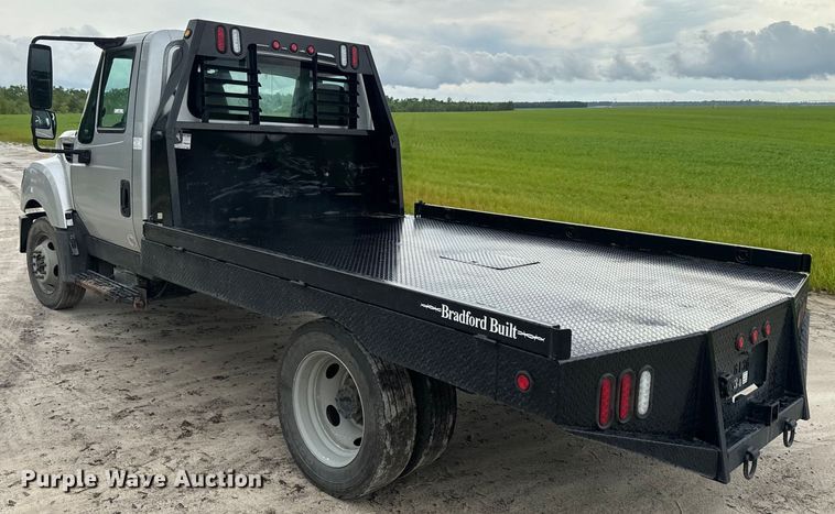 image for item EH5404 2015 International  Terrastar  flatbed truck