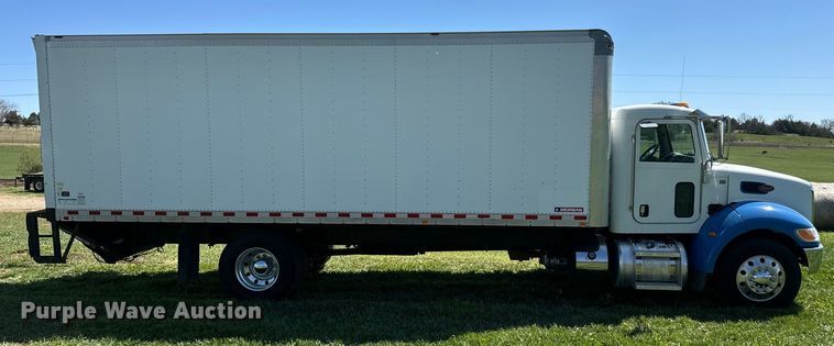 image for item EH5429 2016 Peterbilt 337 box truck